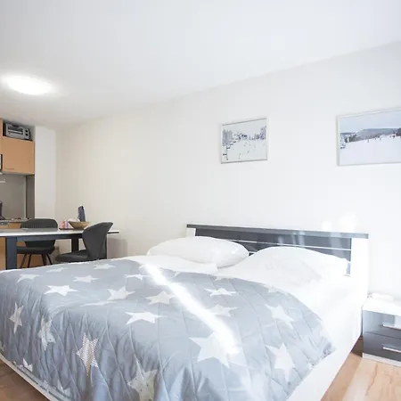 Welcome In - Met Terras, Aan De Skipiste En Bikepark Appartement