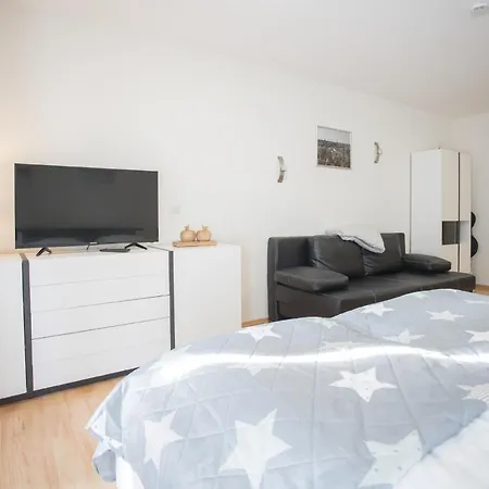 Apartment Welcome In - 4-3 Met Terras, Aan De Skipiste En Bikepark Winterberg